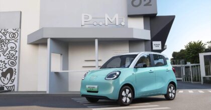 Wuling Hongguang Mini EV 5 door