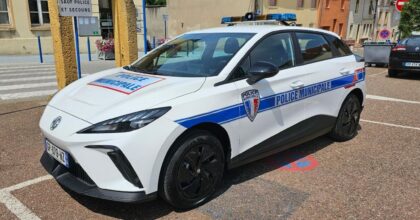 MG4 French police CNC