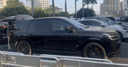 Denza N9 spotted at the dealer in China